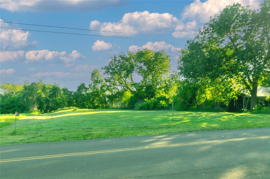 Woodlawn Street, Baytown, Texas image 3