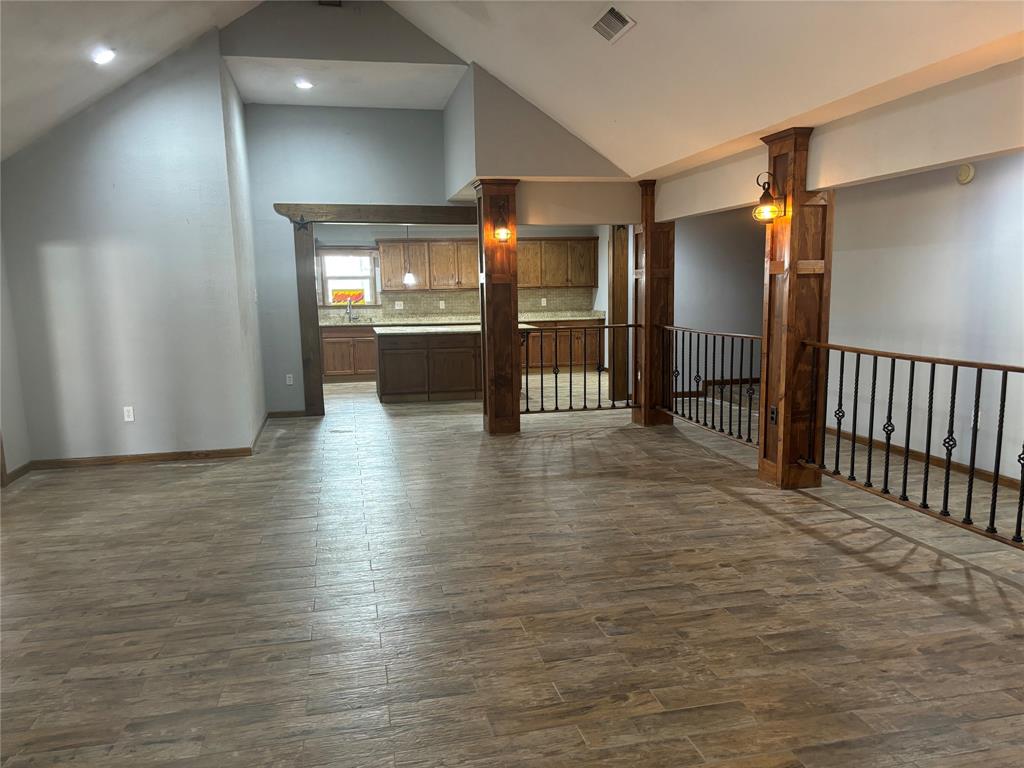 115 Saint Louis Street, Flatonia, Texas image 14