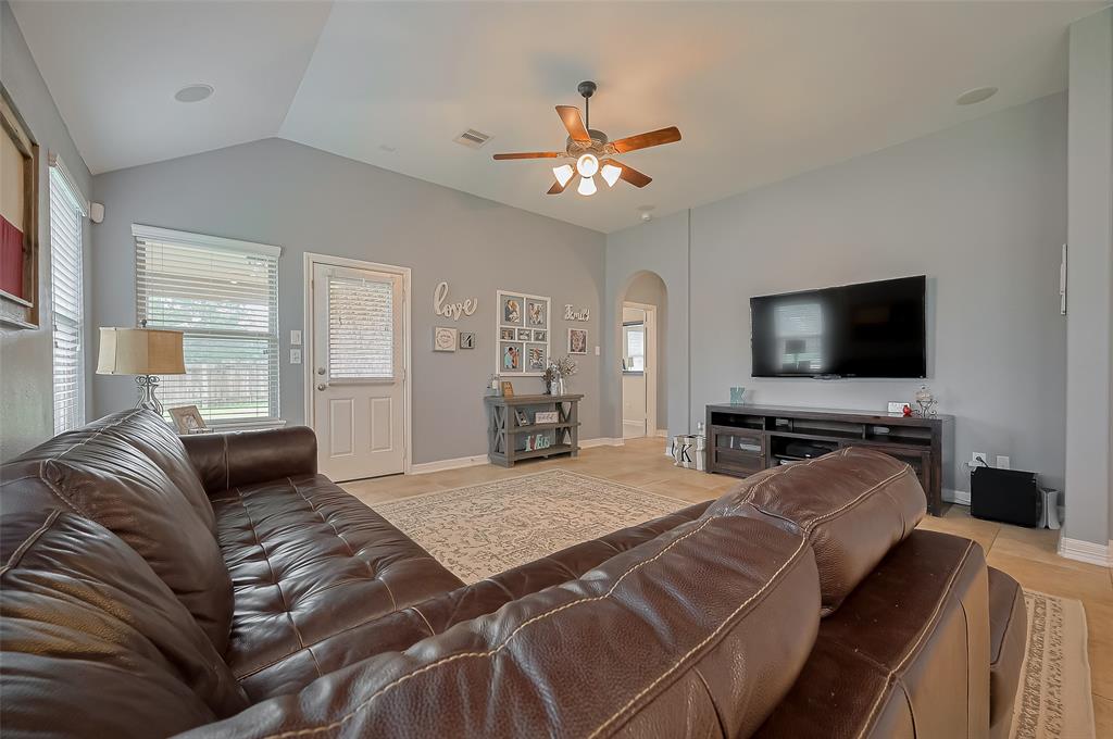9972 Morgan Creek Lane, Brookshire, Texas image 14