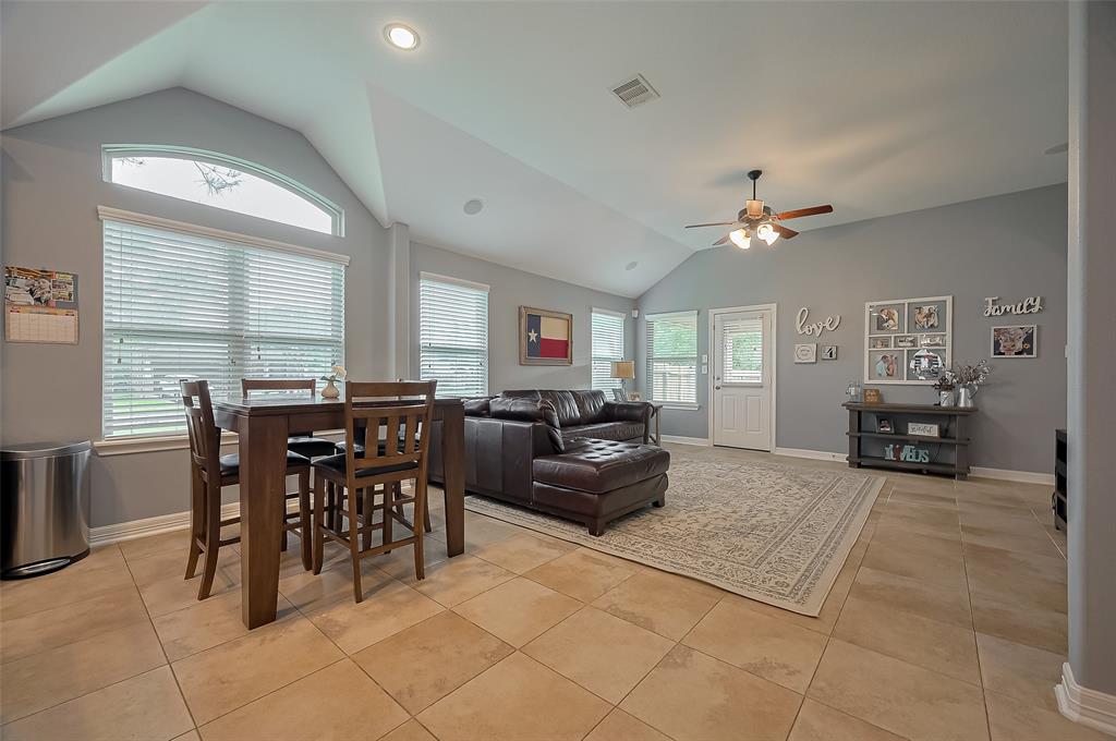 9972 Morgan Creek Lane, Brookshire, Texas image 15