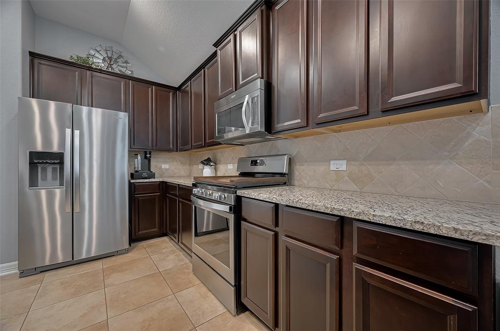 9972 Morgan Creek Lane, Brookshire, Texas image 23
