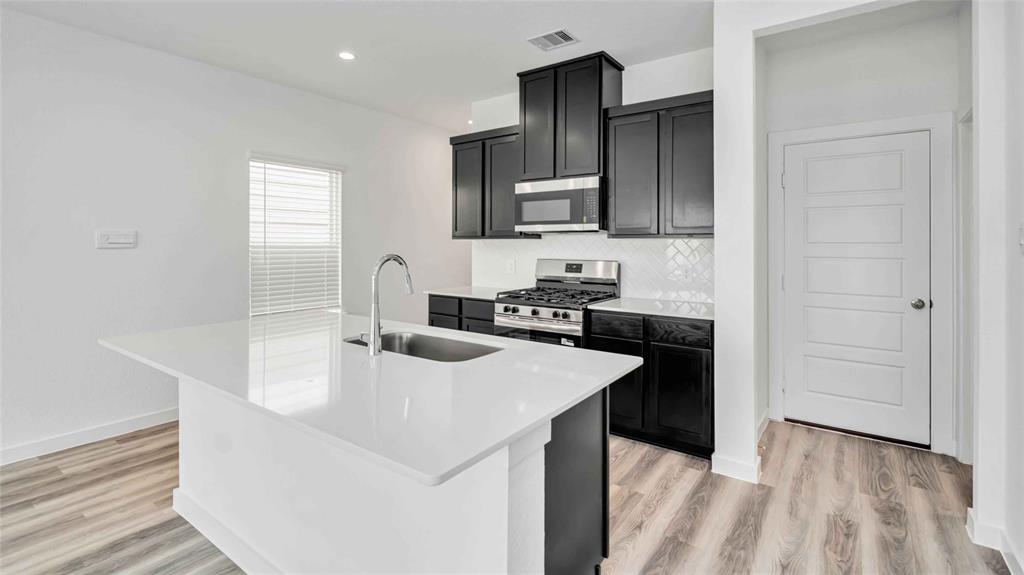 2912 Crown Gate Drive, Houston, Texas image 5