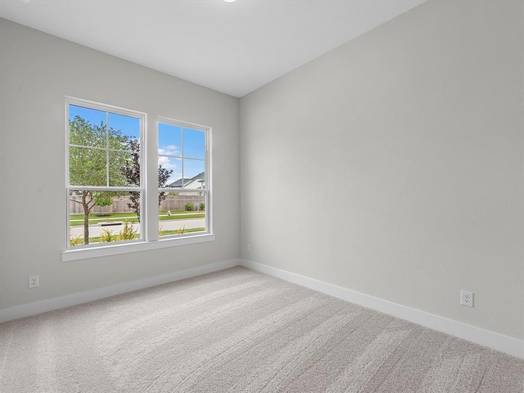 29763 Bur Creek Lane, Fulshear, Texas image 12