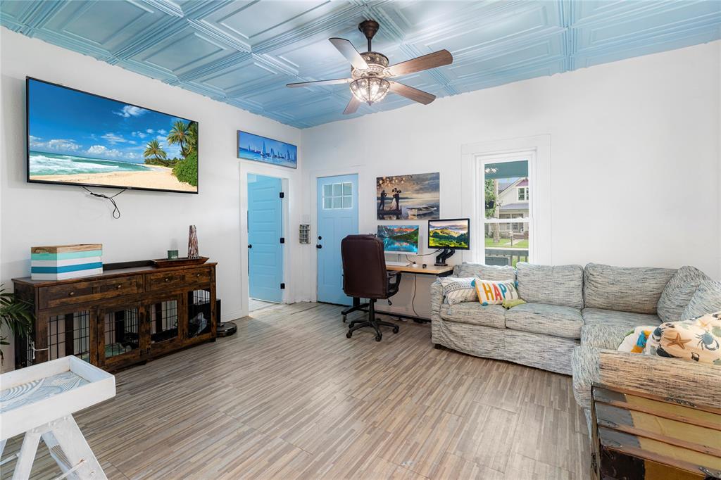 408 Morton Avenue, Palacios, Texas image 7