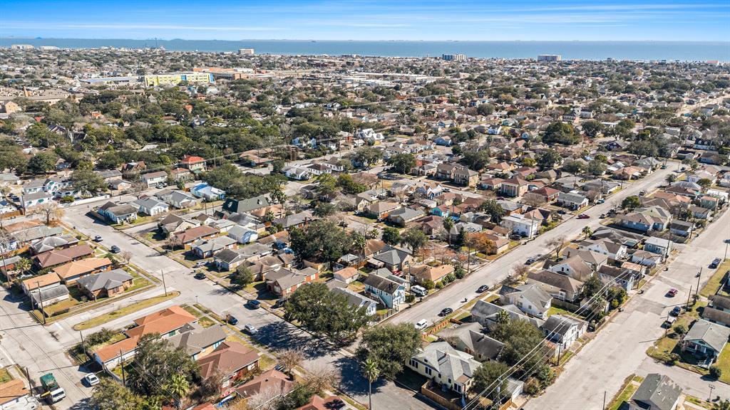 4919 Austin Drive, Galveston, Texas image 33