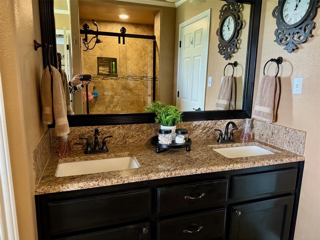 3355 Old Plum Highway, La Grange, Texas image 16
