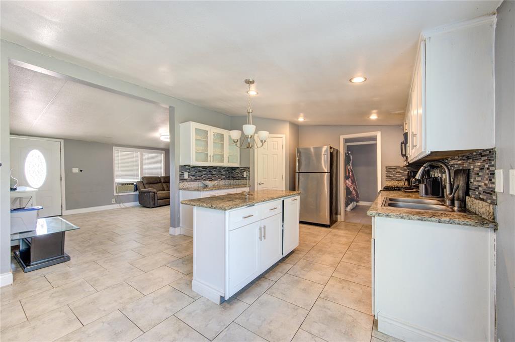 814 Road 5202, Cleveland, Texas image 25