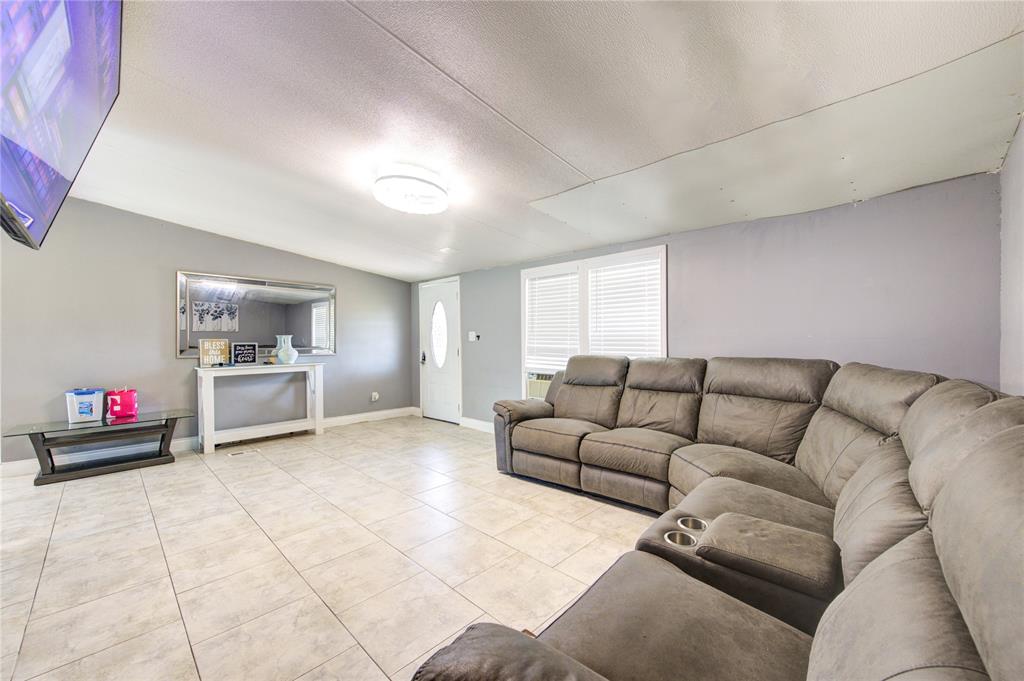 814 Road 5202, Cleveland, Texas image 17