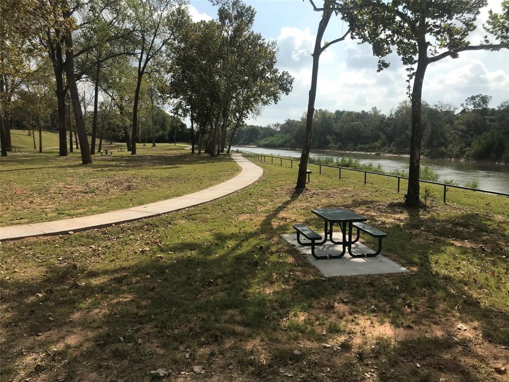 3507 Wellborn Drive, Fulshear, Texas image 33
