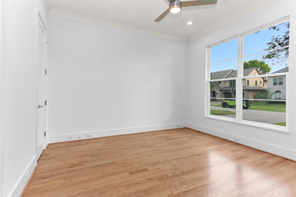 5216 Chestnut Street, Bellaire, Texas image 8