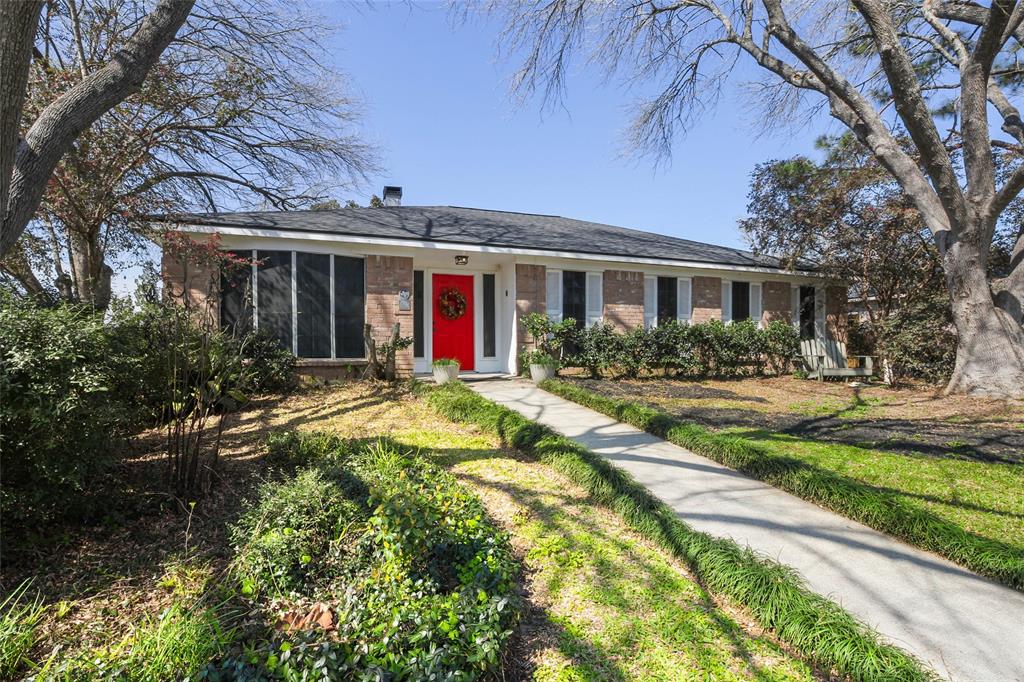 601 Briar Creek Drive, La Porte, Texas image 1