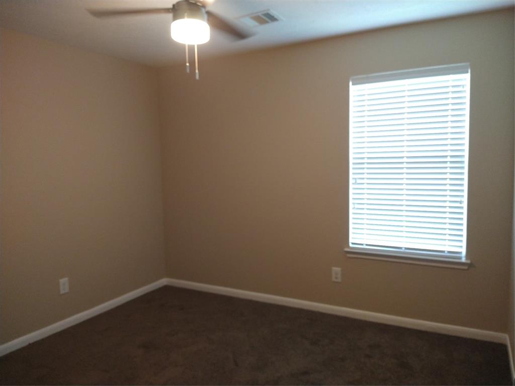 811 Sweet Flower Drive, Houston, Texas image 9