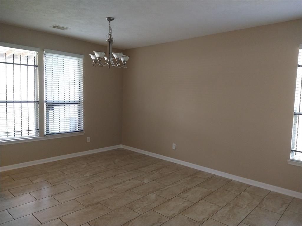 811 Sweet Flower Drive, Houston, Texas image 3