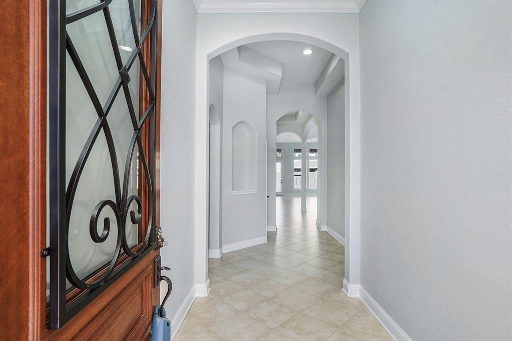 4813 Loures Lane, League City, Texas image 3