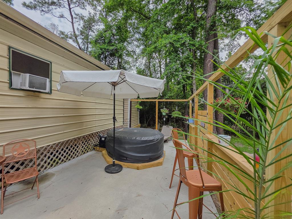 309 Medina Drive, Trinity, Texas image 6