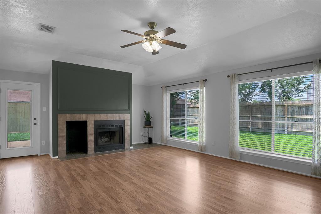2123 Fountain Drive
