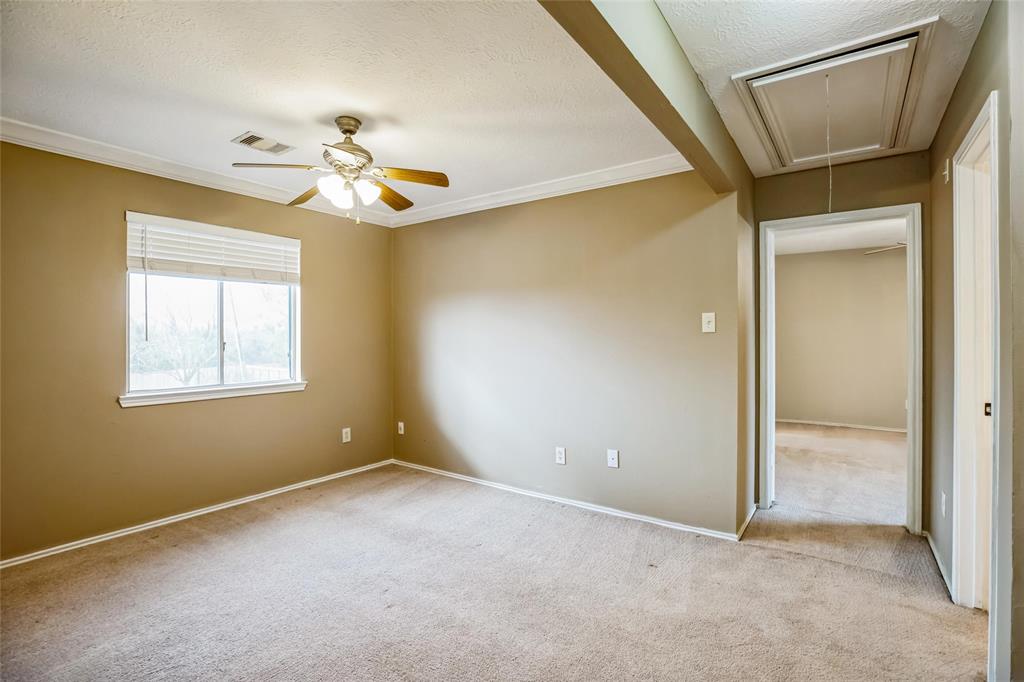 5010 Chase Court Drive, Bacliff, Texas image 10