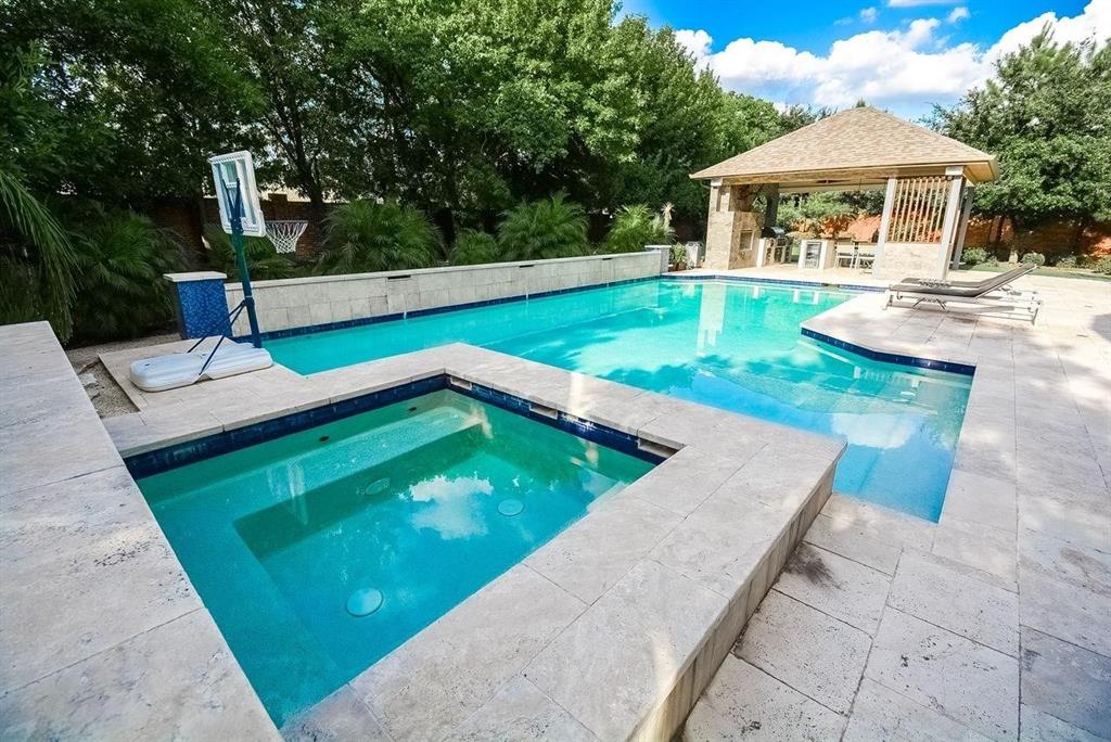 11402 Noblewood Crest Lane