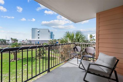 Condominium in Galveston TX 9520 Seawall Boulevard 19.jpg