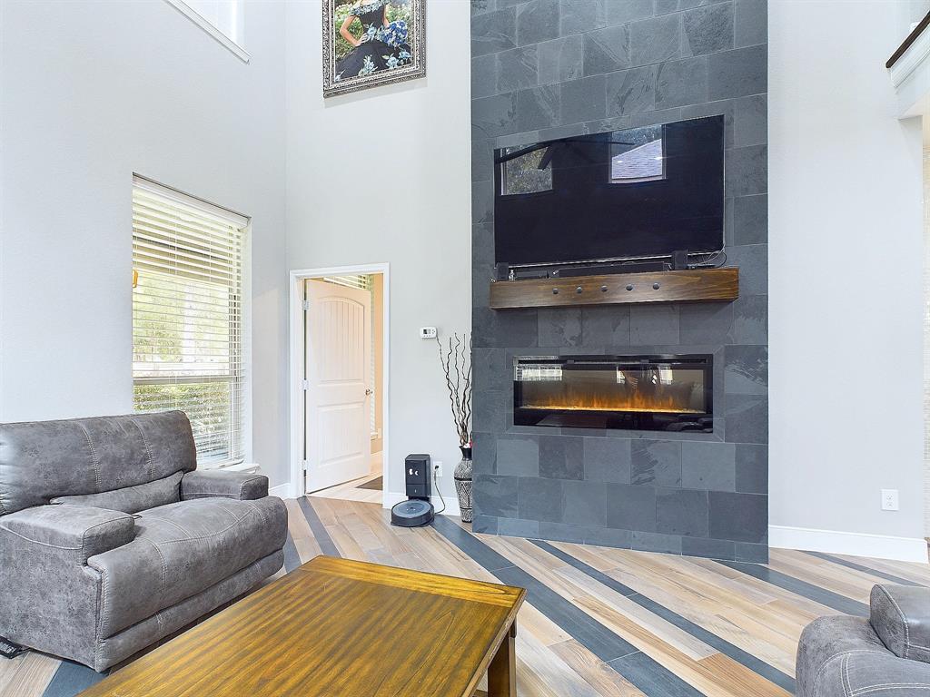 25893 Gloucester