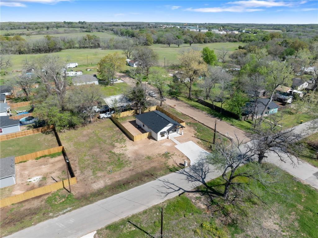 502 Tenth, Hearne, Texas image 17