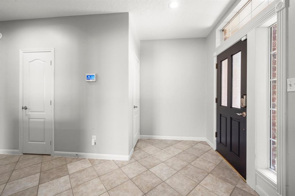 15903 Heron Trail