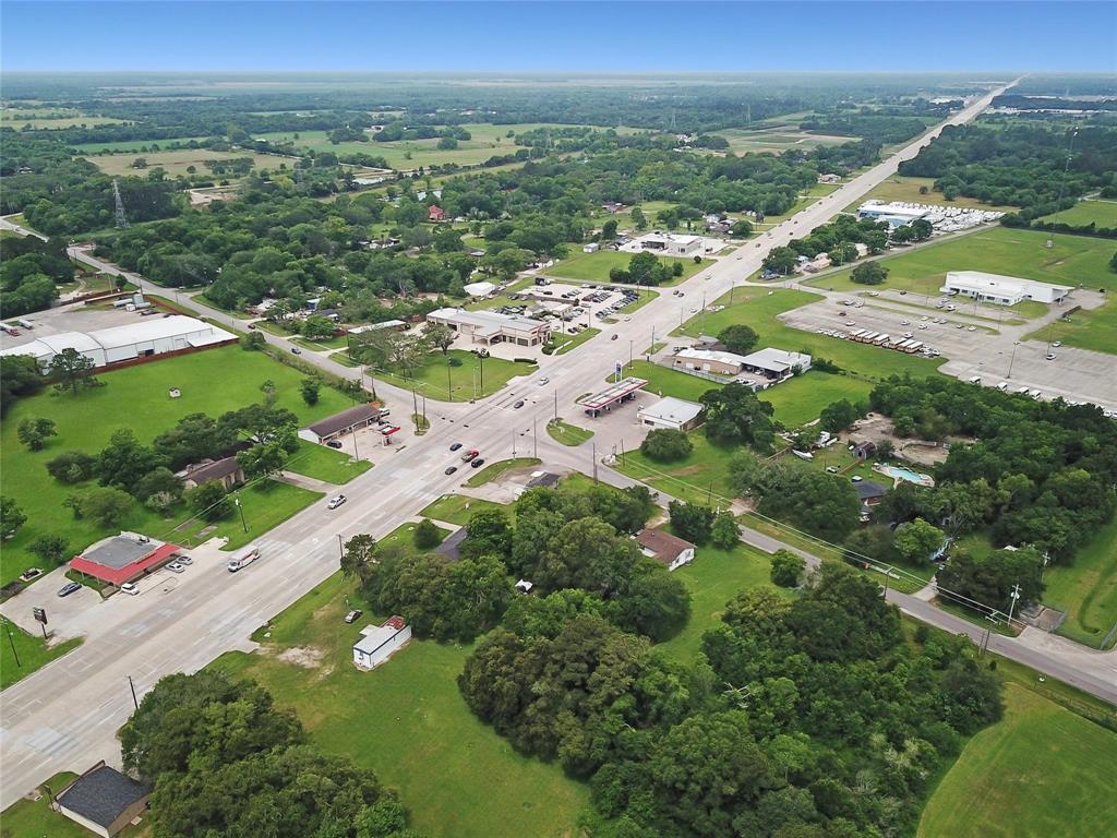 W Highway 6, Alvin, Texas image 11