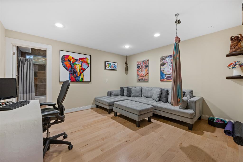 2201 W Main Street, Houston, Texas image 8