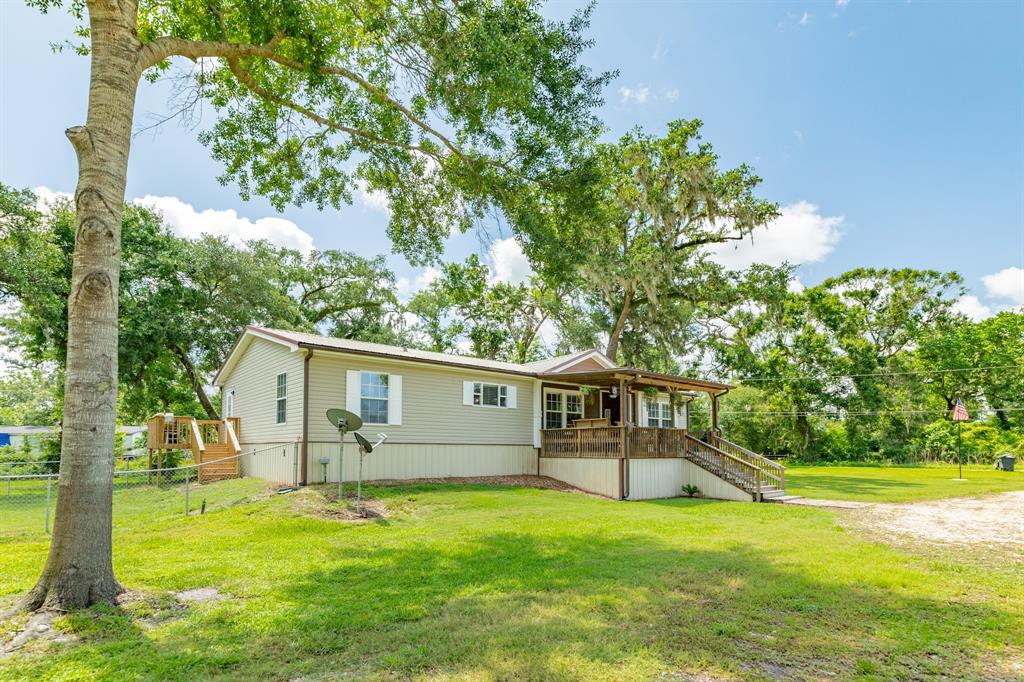 178 Brazos Dr Dr, Angleton, Texas image 4