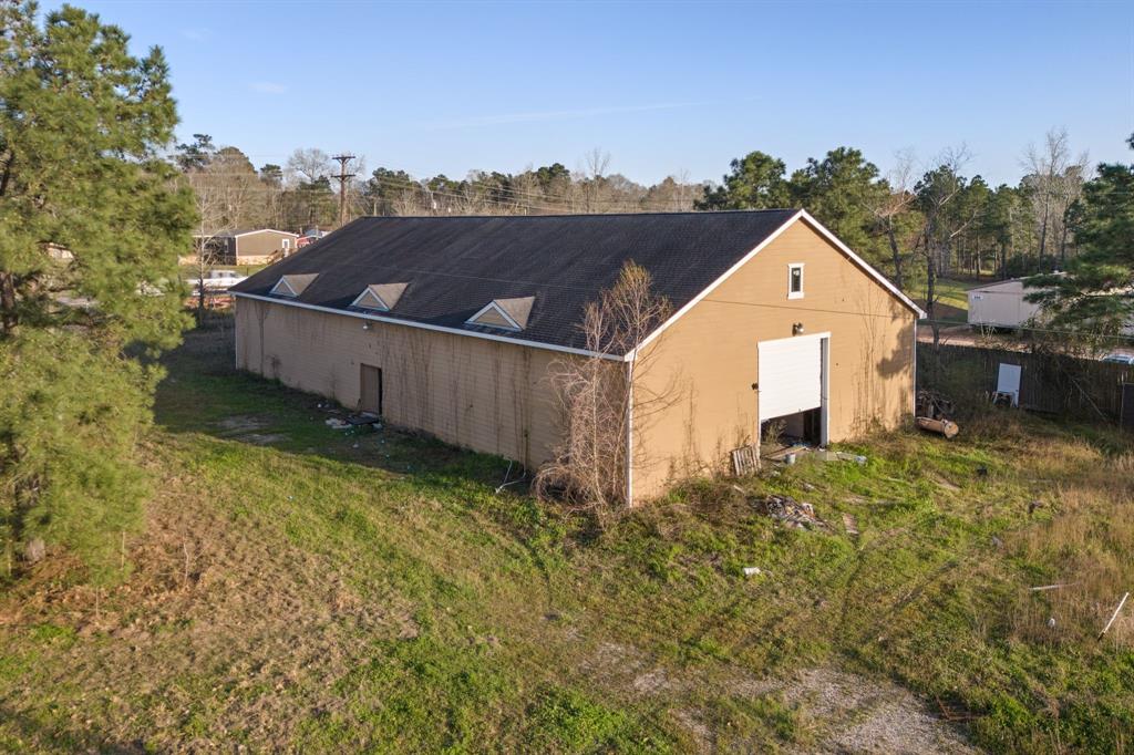 2394 Crockett Martin Road, Conroe, Texas image 10