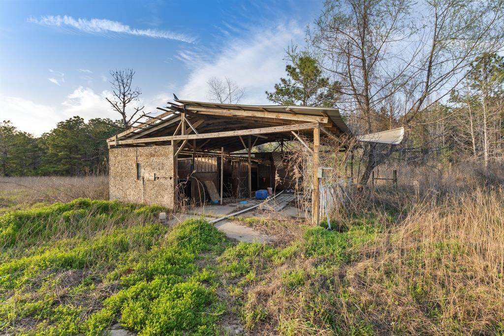 2394 Crockett Martin Road, Conroe, Texas image 19