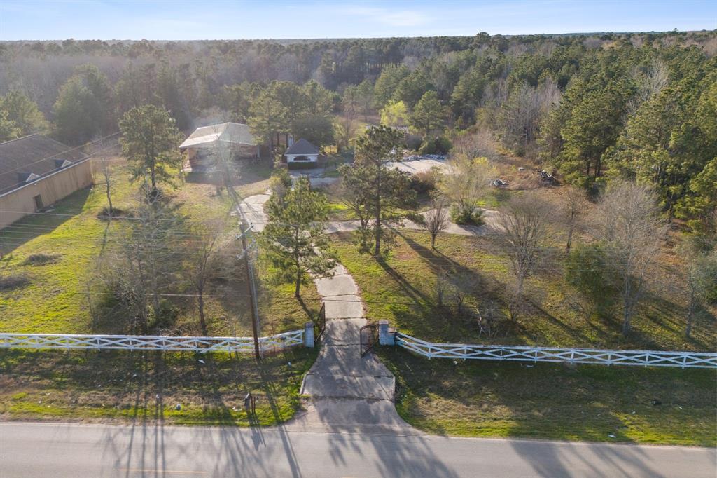 2394 Crockett Martin Road, Conroe, Texas image 7
