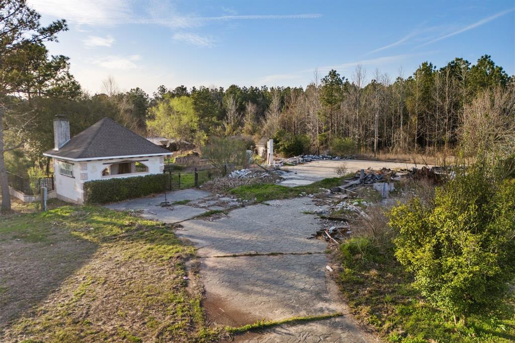 2394 Crockett Martin Road, Conroe, Texas image 21