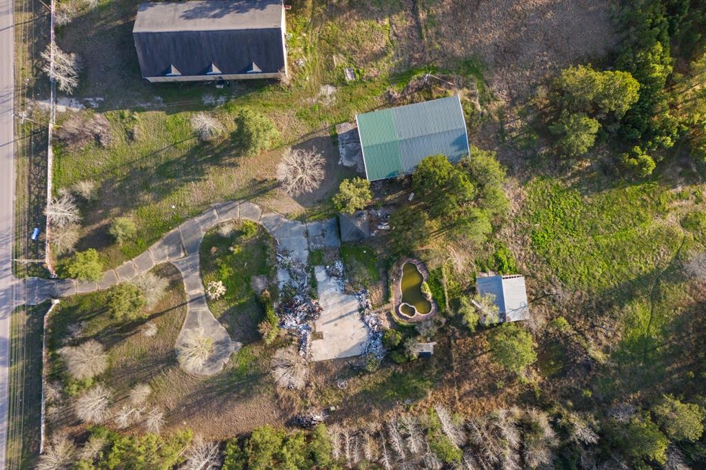 2394 Crockett Martin Road, Conroe, Texas image 9