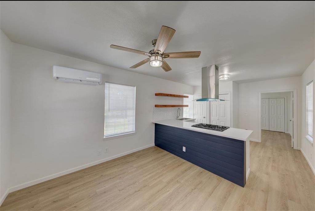 3911 Winnie Street, Galveston, Texas image 4