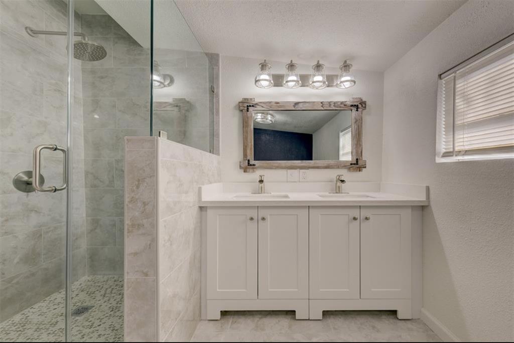 3911 Winnie Street, Galveston, Texas image 18