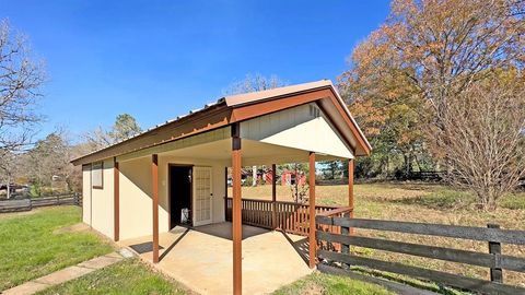 A home in Crockett