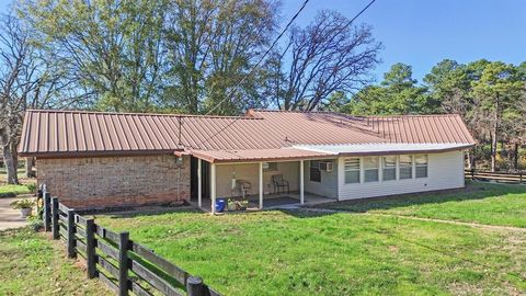 A home in Crockett