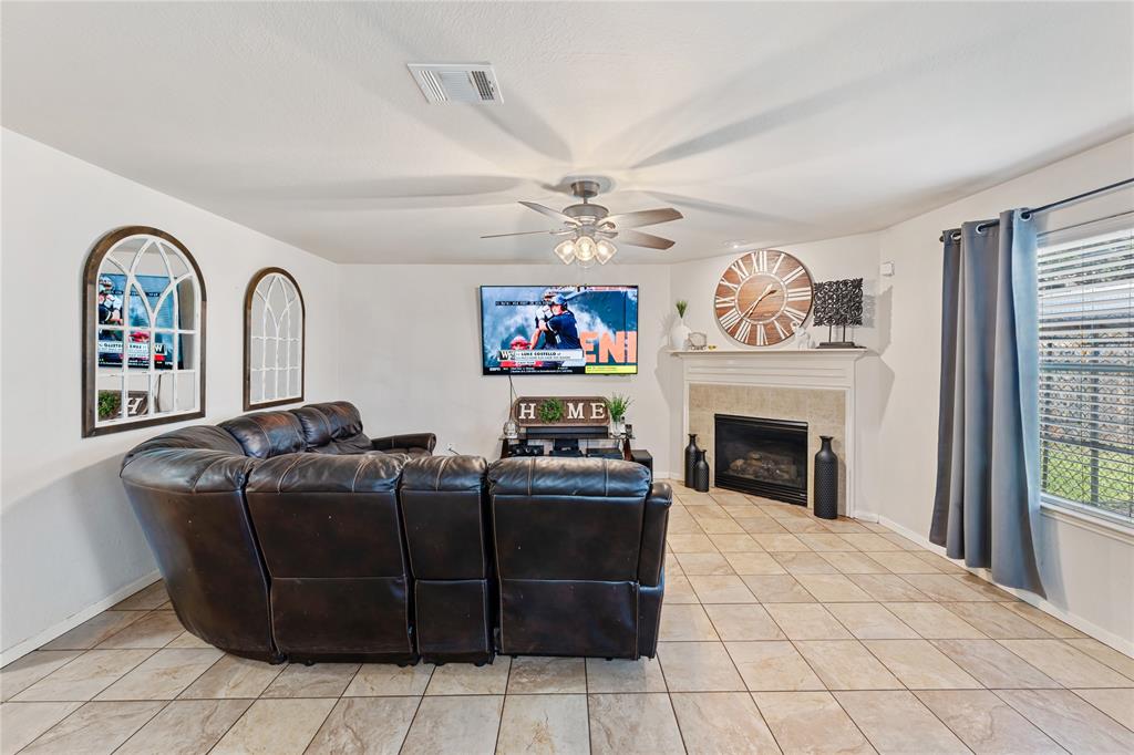 2830 Katybriar Lane, Katy, Texas image 6