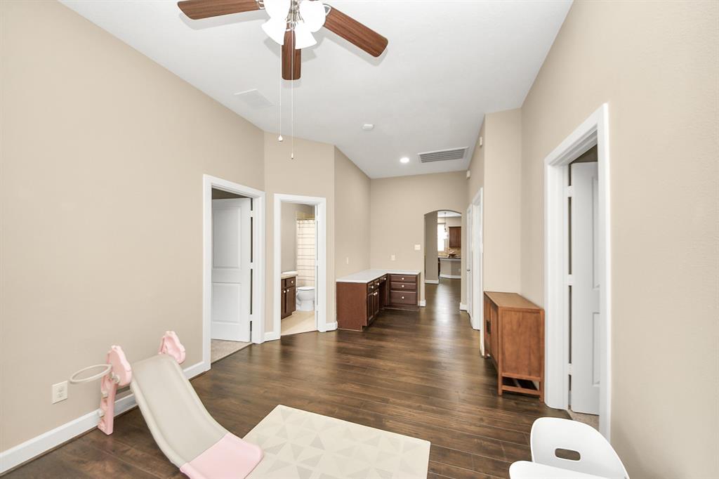 14006 Alex Landing Drive, Humble, Texas image 19