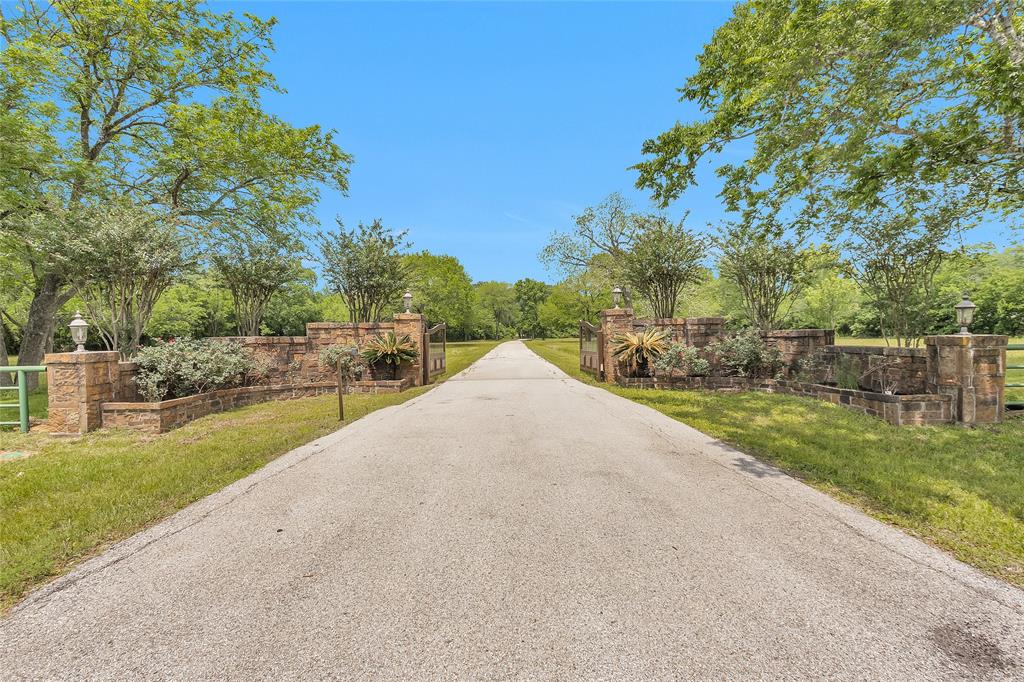 12158 Fm 830 Road, Willis, Texas image 3