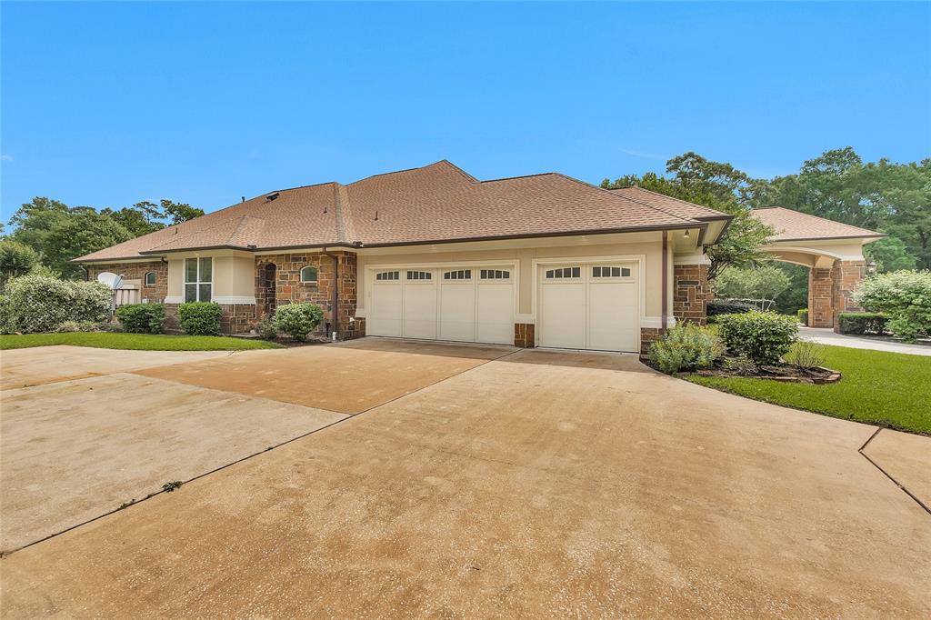 12158 Fm 830 Road, Willis, Texas image 38