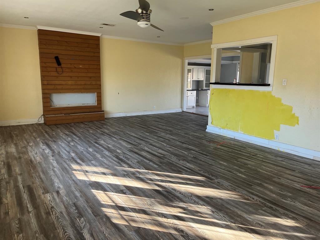 1514 W Broad Street, Freeport, Texas image 6