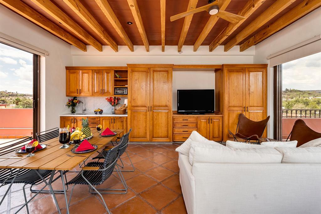 Mexico, 4 Bedrooms Bedrooms, ,5 BathroomsBathrooms,Residential,Active,51558