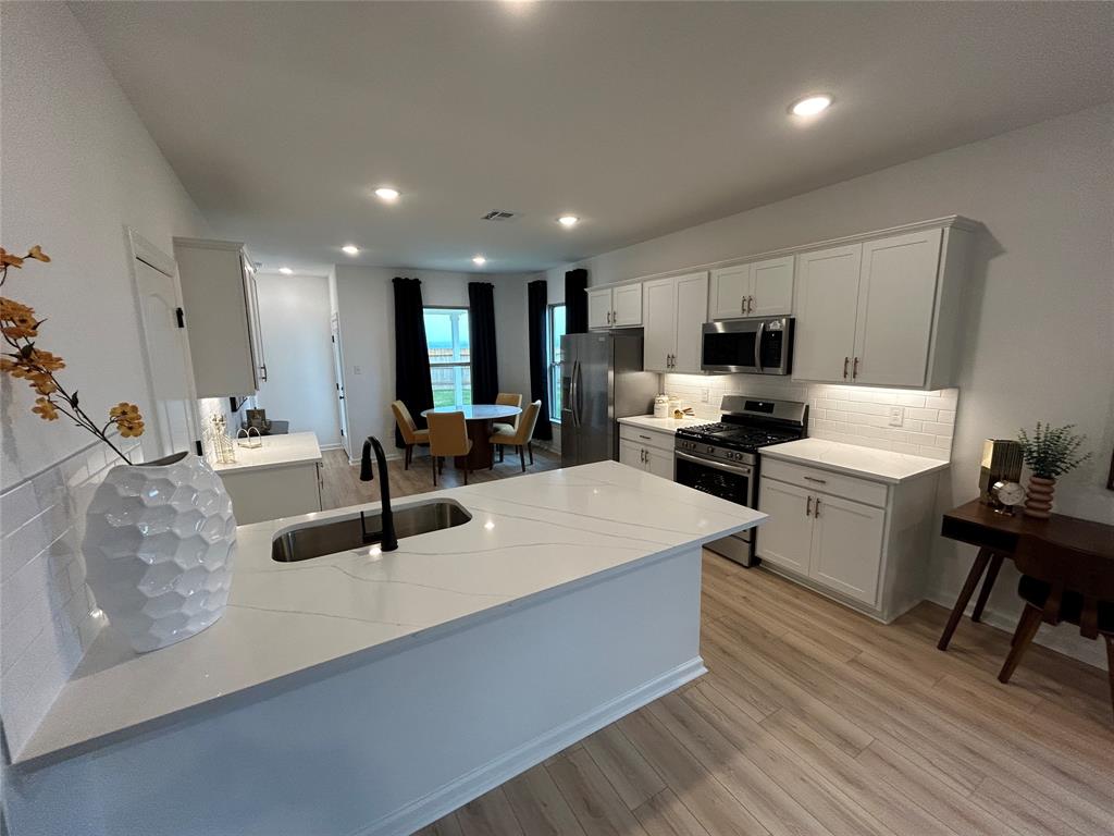 12846 Hannah Springs Lane, Magnolia, Texas image 4