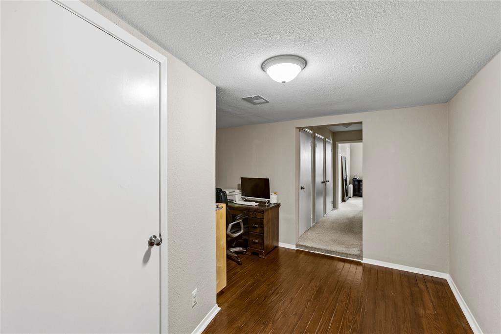 109 Holderrieth Boulevard, Tomball, Texas image 15