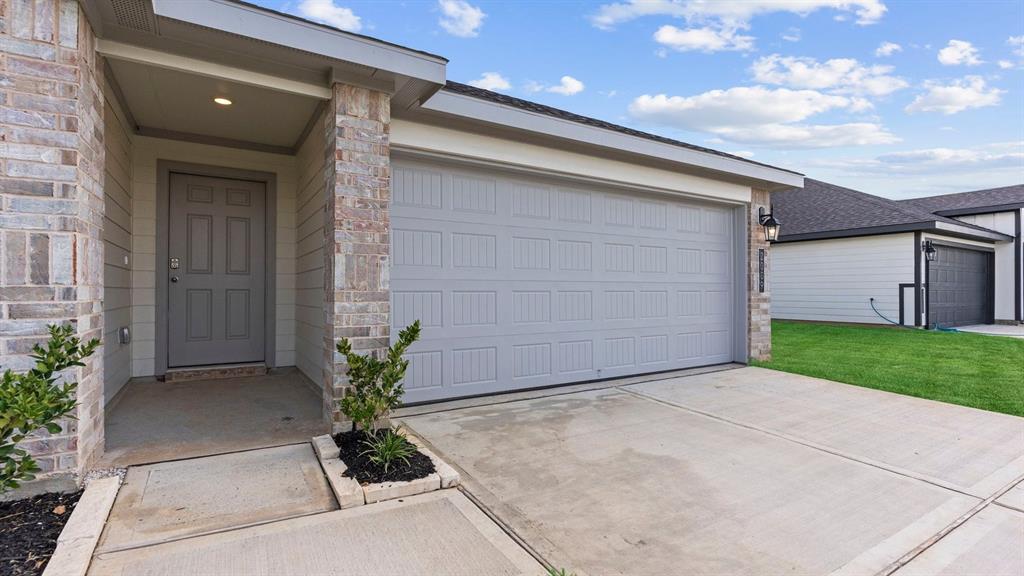 5022 Cheery Cove Drive, Fresno, Texas image 3