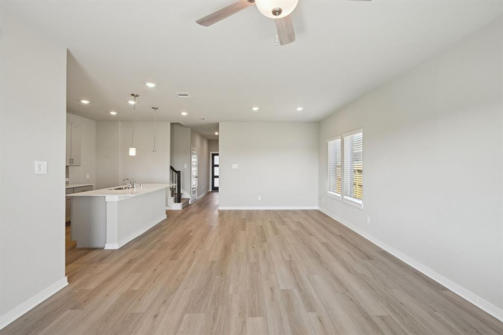 10705 Discovery Lane, Texas City, Texas image 10