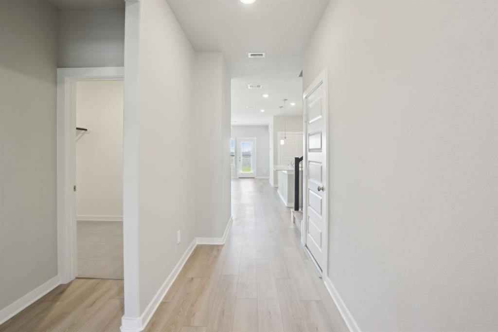 10705 Discovery Lane, Texas City, Texas image 23