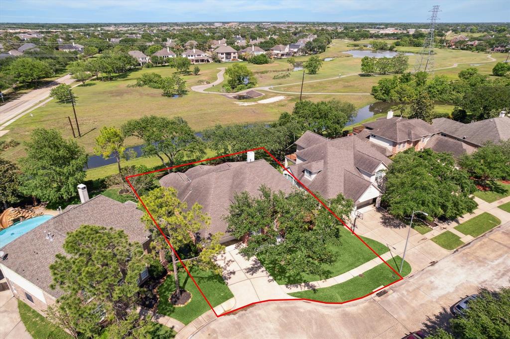 2603 Pinebend Drive, Pearland, Texas image 34